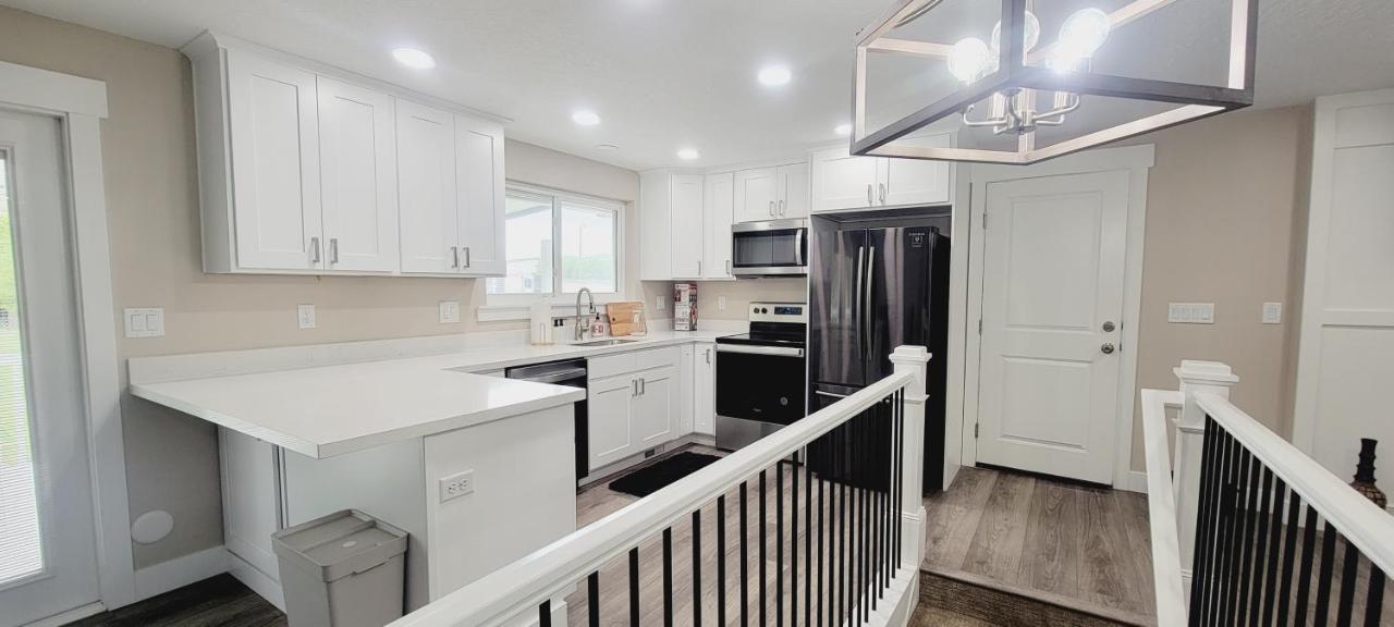 3 Bed 2 Bath Full Accessible Townhome In Heart Of Slc South Jordan Zewnętrze zdjęcie