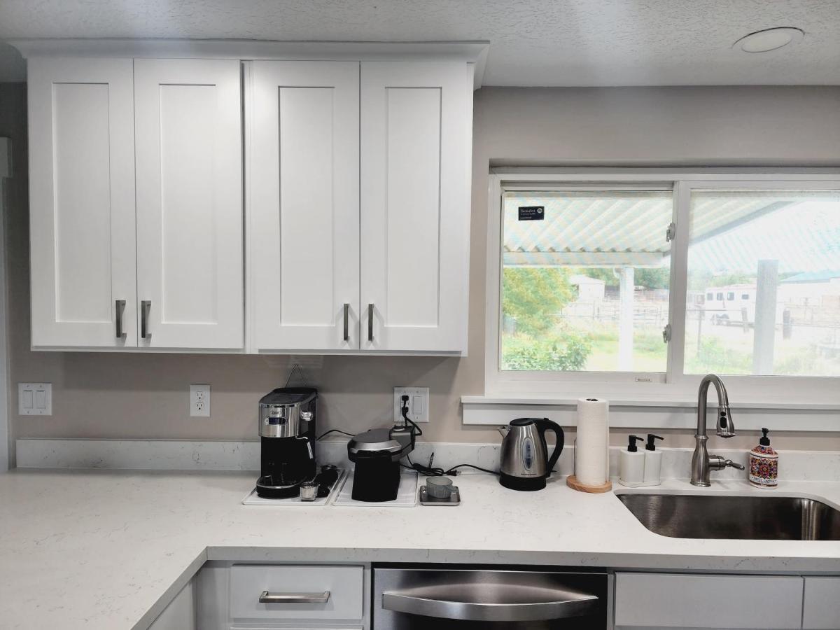 3 Bed 2 Bath Full Accessible Townhome In Heart Of Slc South Jordan Zewnętrze zdjęcie