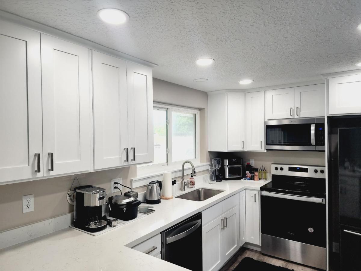 3 Bed 2 Bath Full Accessible Townhome In Heart Of Slc South Jordan Zewnętrze zdjęcie