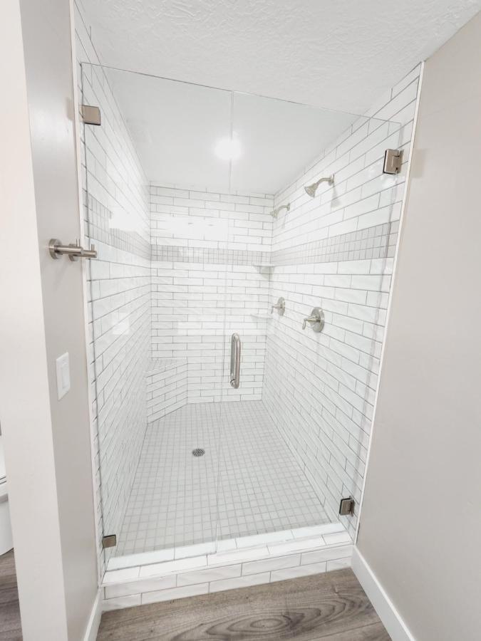 3 Bed 2 Bath Full Accessible Townhome In Heart Of Slc South Jordan Zewnętrze zdjęcie